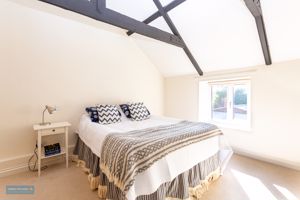 Barn - bedroom- click for photo gallery